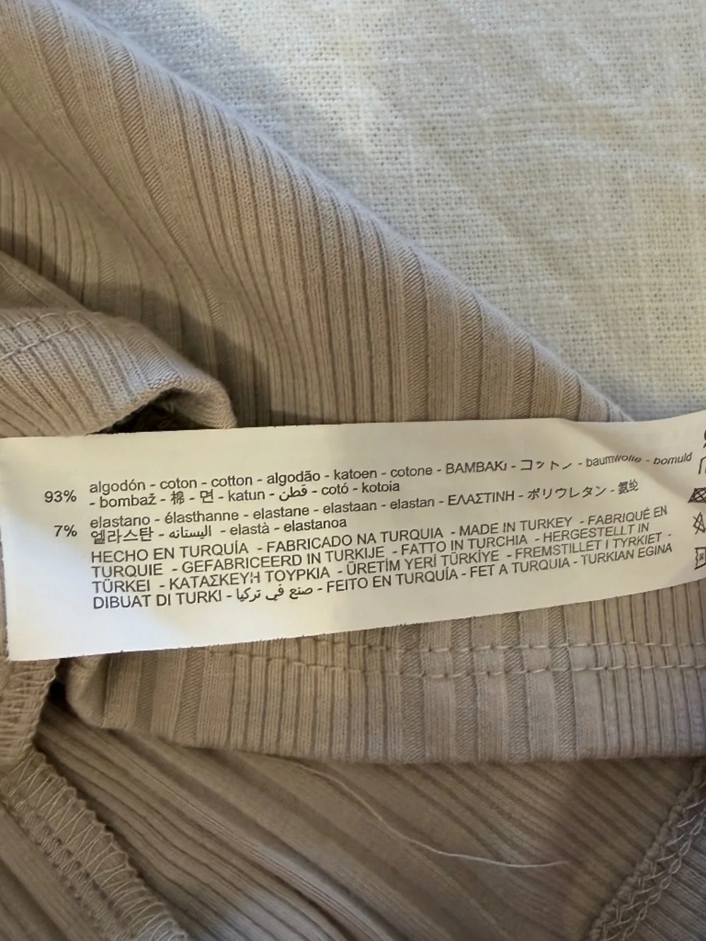 Brand New ZARA Waist Length Ribbed Tank - Size Medium